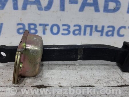 ФОТО Ограничитель двери передний правый для Mitsubishi Pajero Sport (96-09) Київ