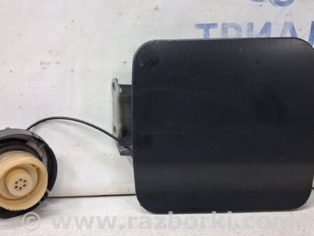 ФОТО Лючок бака для Mitsubishi Pajero Sport (96-09) Киев