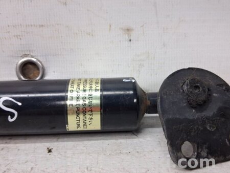 ФОТО Амортизатор крышки багажника для Mitsubishi Pajero Sport (96-09) Киев