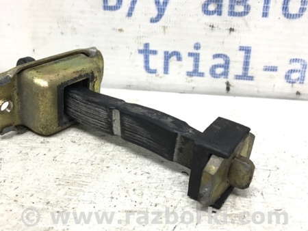 ФОТО Ограничитель двери задний левый для Mitsubishi Pajero Sport (96-09) Киев