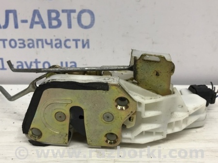 ФОТО Замок двери передний правый для Mitsubishi Pajero Sport (96-09) Киев