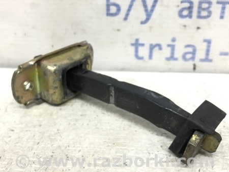 ФОТО Ограничитель двери передний правый для Mitsubishi Pajero Sport (96-09) Киев