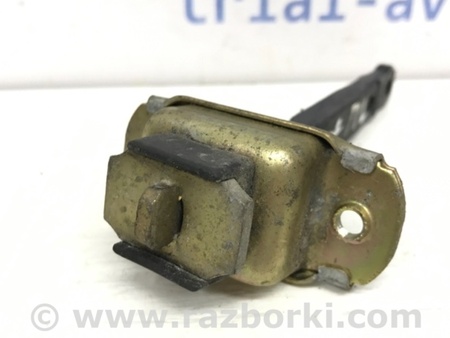 ФОТО Ограничитель двери передний левый для Mitsubishi Pajero Sport (96-09) Киев