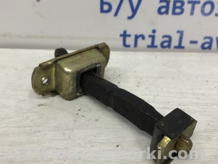 ФОТО Ограничитель двери задний правый для Mitsubishi Pajero Sport (96-09) Киев