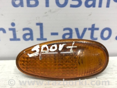 ФОТО Повторитель поворотника для Mitsubishi Pajero Sport (96-09) Киев