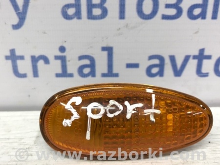 ФОТО Повторитель поворотника для Mitsubishi Pajero Sport (96-09) Киев