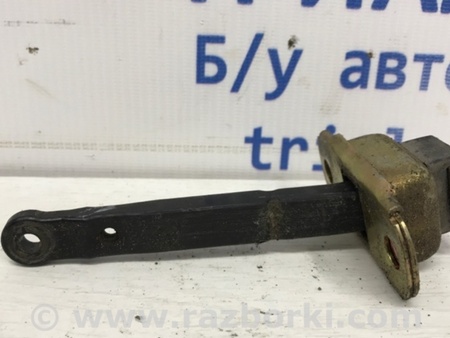 ФОТО Ограничитель двери передний правый для Mitsubishi Pajero Sport (96-09) Киев