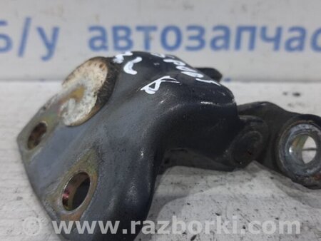 ФОТО Петля двери задней левой верхняя для Mitsubishi Pajero Sport (96-09) Киев