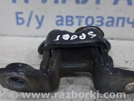 ФОТО Петля двери задней левой верхняя для Mitsubishi Pajero Sport (96-09) Киев