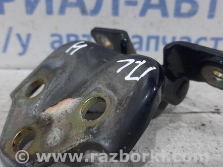 ФОТО Петля двери передней левой нижняя для Mitsubishi Pajero Sport (96-09) Киев