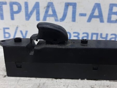 ФОТО Кнопка стеклоподъемника для Mitsubishi Pajero Sport (96-09) Киев