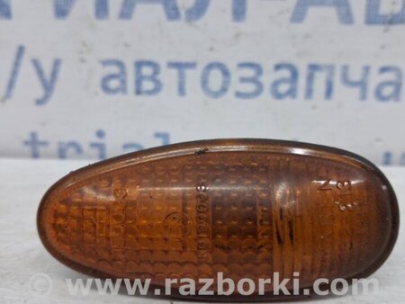 ФОТО Повторитель поворотника для Mitsubishi Pajero Sport (96-09) Киев