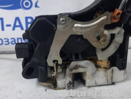 ФОТО Замок двери передний правый для Mitsubishi Outlander Киев