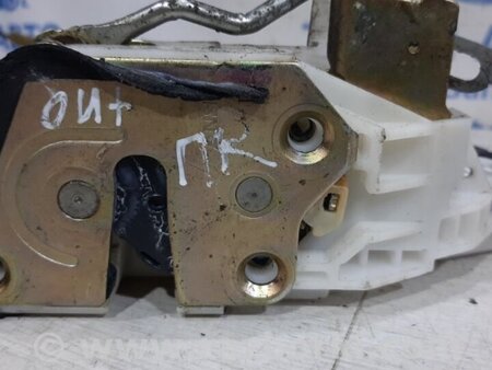 ФОТО Замок двери передний правый для Mitsubishi Outlander Киев