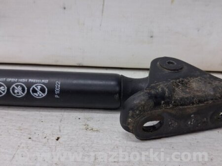 ФОТО Амортизатор крышки багажника для Lexus RX350 Київ