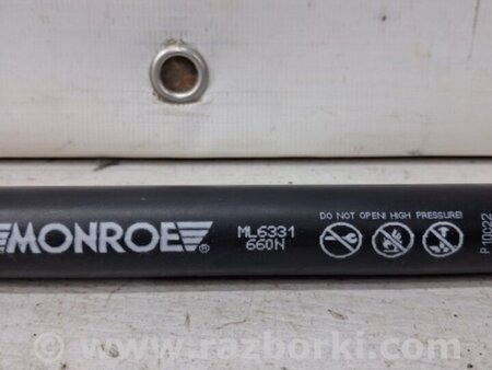 ФОТО Амортизатор крышки багажника для Lexus RX350 Київ