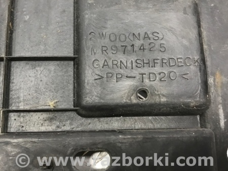 ФОТО Дефлектор дворников для Mitsubishi Outlander Киев