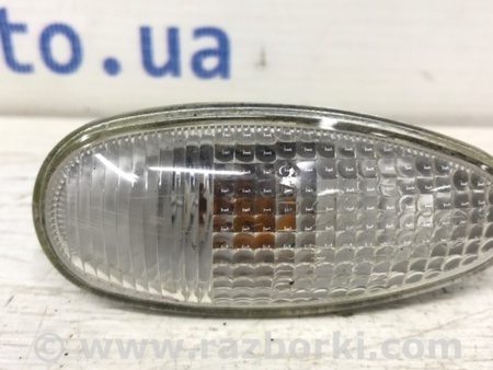 ФОТО Повторитель поворотника для Mitsubishi Outlander Київ