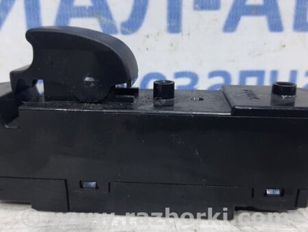 ФОТО Кнопка стеклоподъемника для Mitsubishi Outlander Киев