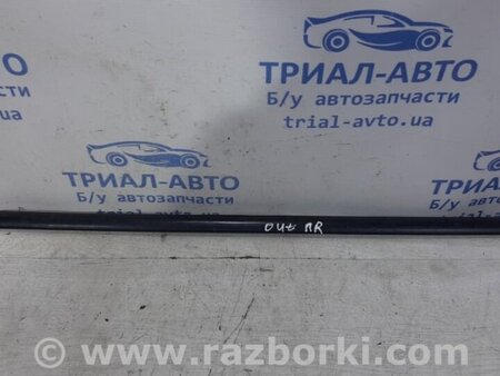 ФОТО Молдинг стекла двери передний для Mitsubishi Outlander Киев