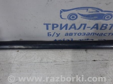 ФОТО Молдинг стекла двери передний для Mitsubishi Outlander Киев