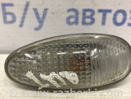 ФОТО Повторитель поворотника для Mitsubishi Outlander Киев