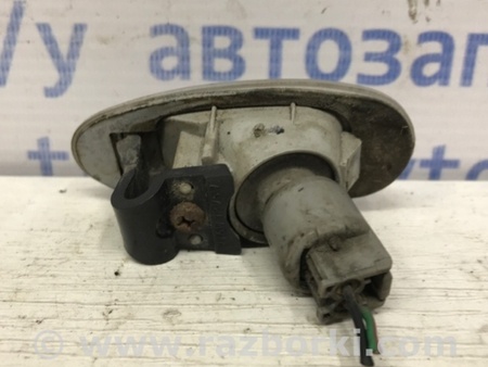 ФОТО Повторитель поворотника для Mitsubishi Outlander Киев