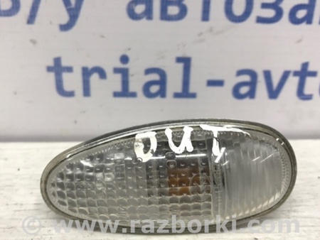 ФОТО Повторитель поворотника для Mitsubishi Outlander Київ