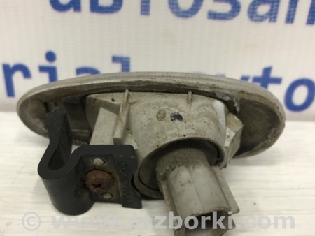 ФОТО Повторитель поворотника для Mitsubishi Outlander Киев