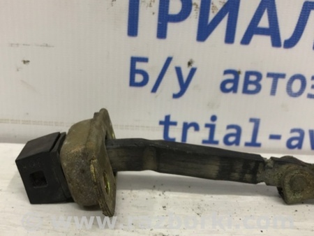 ФОТО Ограничитель двери задний правый для Mitsubishi Outlander Киев