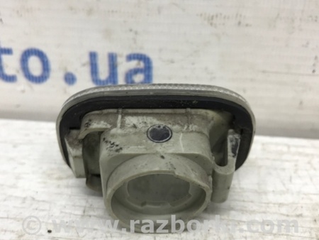 ФОТО Повторитель поворотника для Lexus RX350 Київ