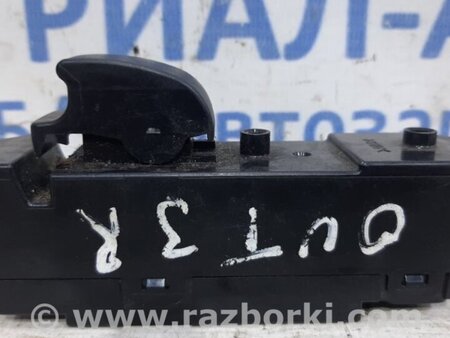 ФОТО Кнопка стеклоподъемника для Mitsubishi Outlander Киев