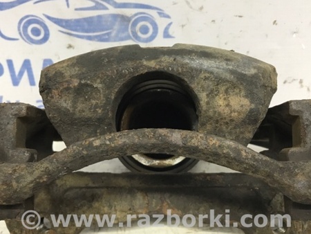 ФОТО Суппорт передний правый для Mitsubishi L200 (06-14) Киев