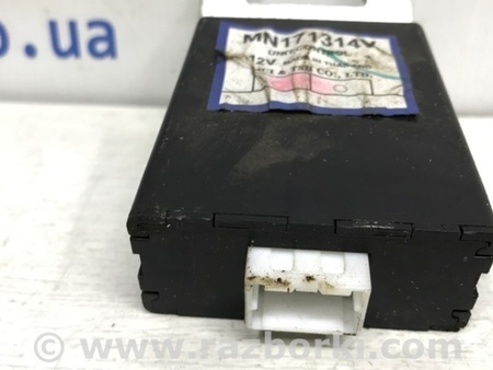 ФОТО Блок управления полным приводом для Mitsubishi L200 (06-14) Киев