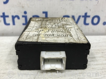 ФОТО Блок управления полным приводом для Mitsubishi L200 (06-14) Киев