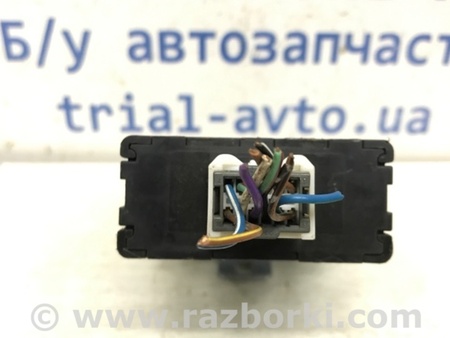 ФОТО Блок управления полным приводом для Mitsubishi L200 (06-14) Київ