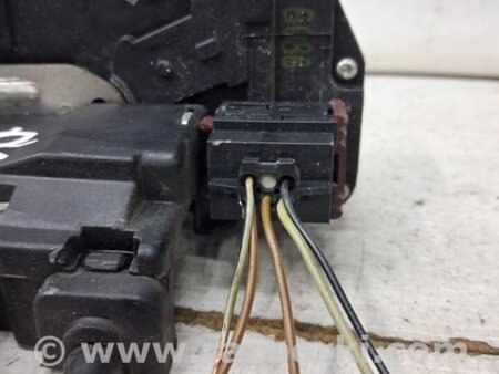 ФОТО Замок двери задний правый для Chevrolet Captiva Киев