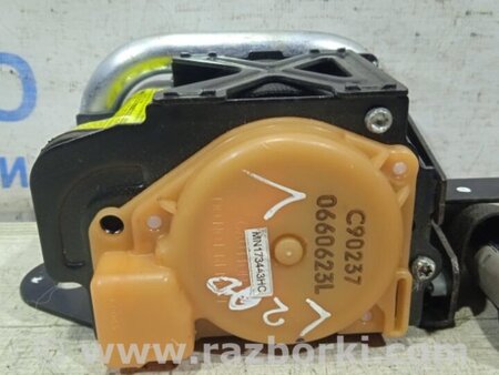 ФОТО Ремень безопасности передний левый для Mitsubishi L200 (06-14) Київ