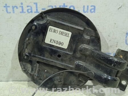 ФОТО Лючок бака для Mitsubishi L200 (06-14) Киев
