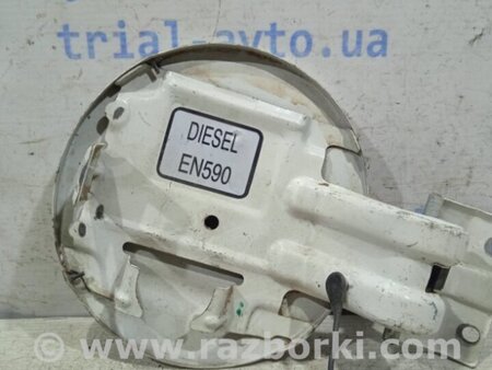 ФОТО Лючок бака для Mitsubishi L200 (06-14) Киев