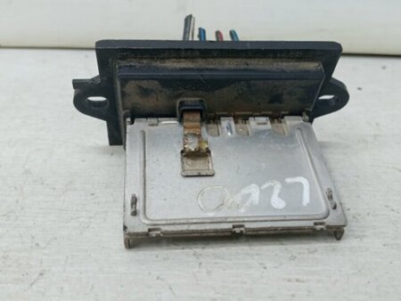 ФОТО Резистор печки для Mitsubishi L200 (06-14) Киев