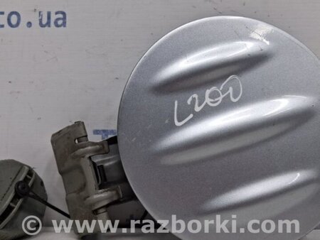 ФОТО Лючок бака для Mitsubishi L200 (06-14) Київ