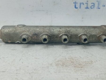 ФОТО Топливная рампа для Mitsubishi L200 (06-14) Киев