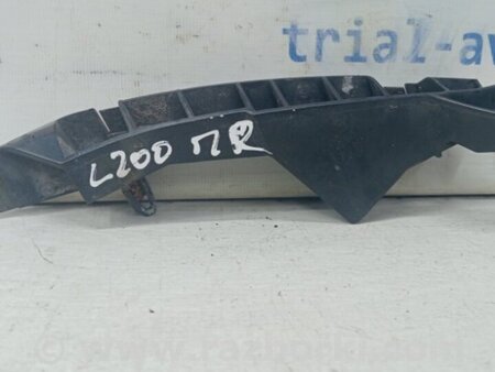 ФОТО Кронштейн бампера передний правый для Mitsubishi L200 (06-14) Киев