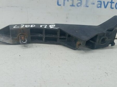 ФОТО Кронштейн бампера передний правый для Mitsubishi L200 (06-14) Киев