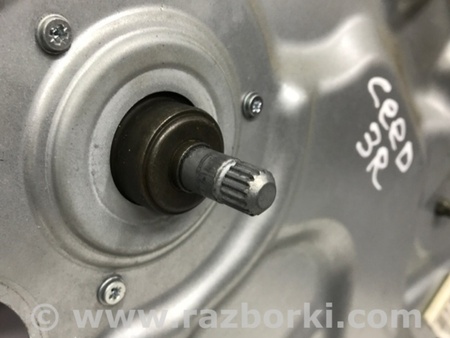 ФОТО Стеклоподъемник задний правый (ручной) для KIA Ceed Киев