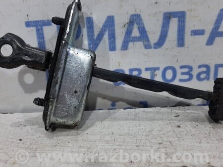 ФОТО Ограничитель двери передний правый для KIA Ceed Киев