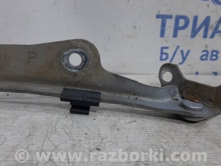 ФОТО Петля капота правая для Mitsubishi L200 (06-14) Киев