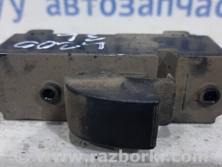 ФОТО Кнопка стеклоподъемника для Mitsubishi L200 (06-14) Киев