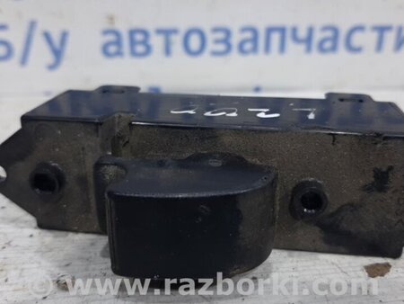 ФОТО Кнопка стеклоподъемника для Mitsubishi L200 (06-14) Киев